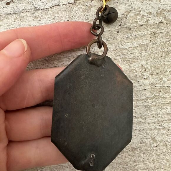 Vintage Assemblage Antique Button On 80s Chain Necklace WOW - Picture 10 of 14